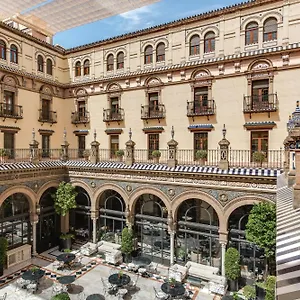 Alfonso Xiii, A Luxury Collection Hotel, Hotell