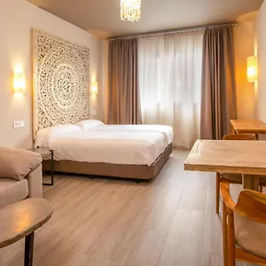  Apartament By Qhotels
